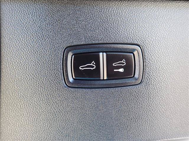Used 2022 Porsche Cayenne Coupe AWD/4WD image 9