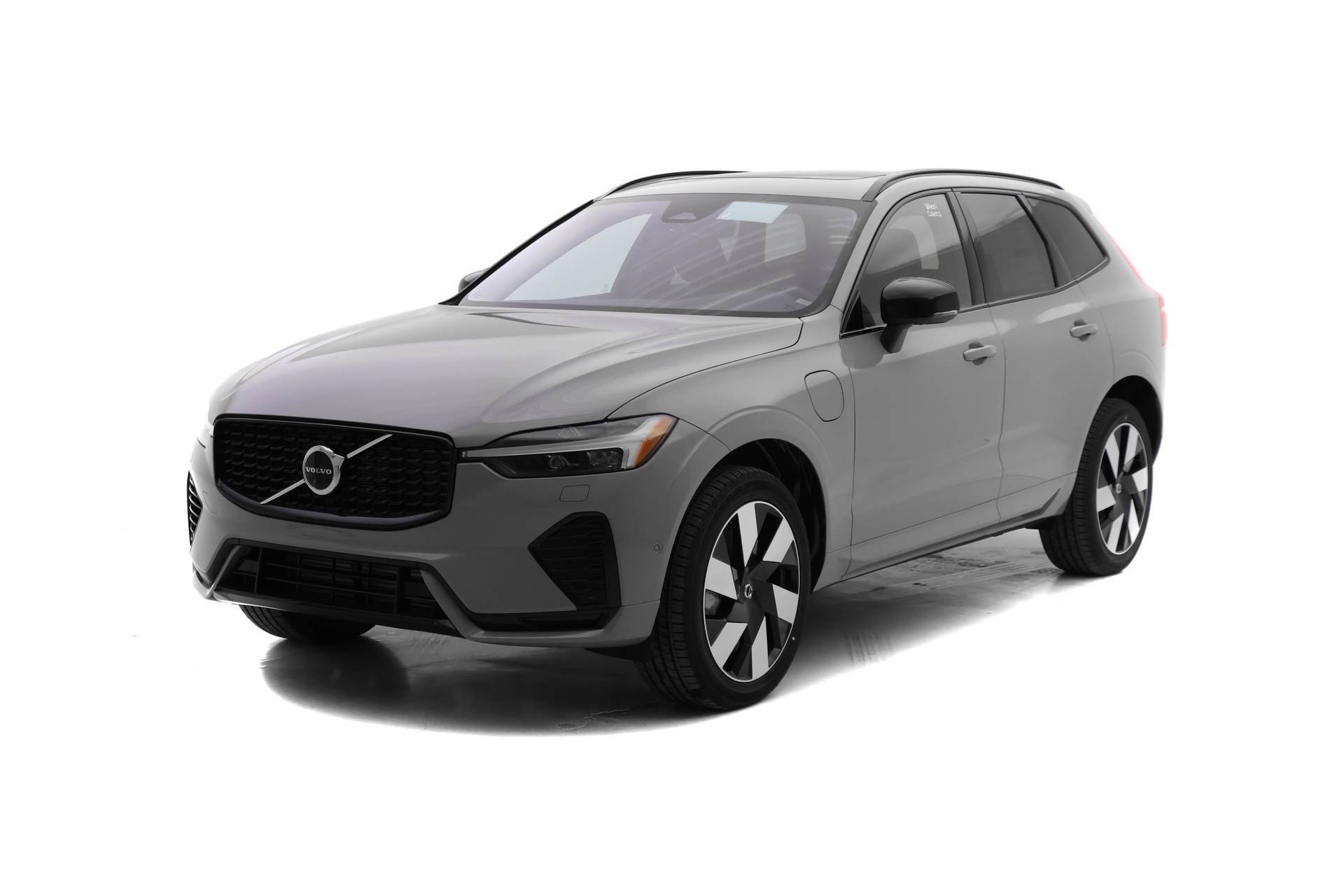 New 2025 Volvo XC60 T8 Plus w/ Protection Package Premier