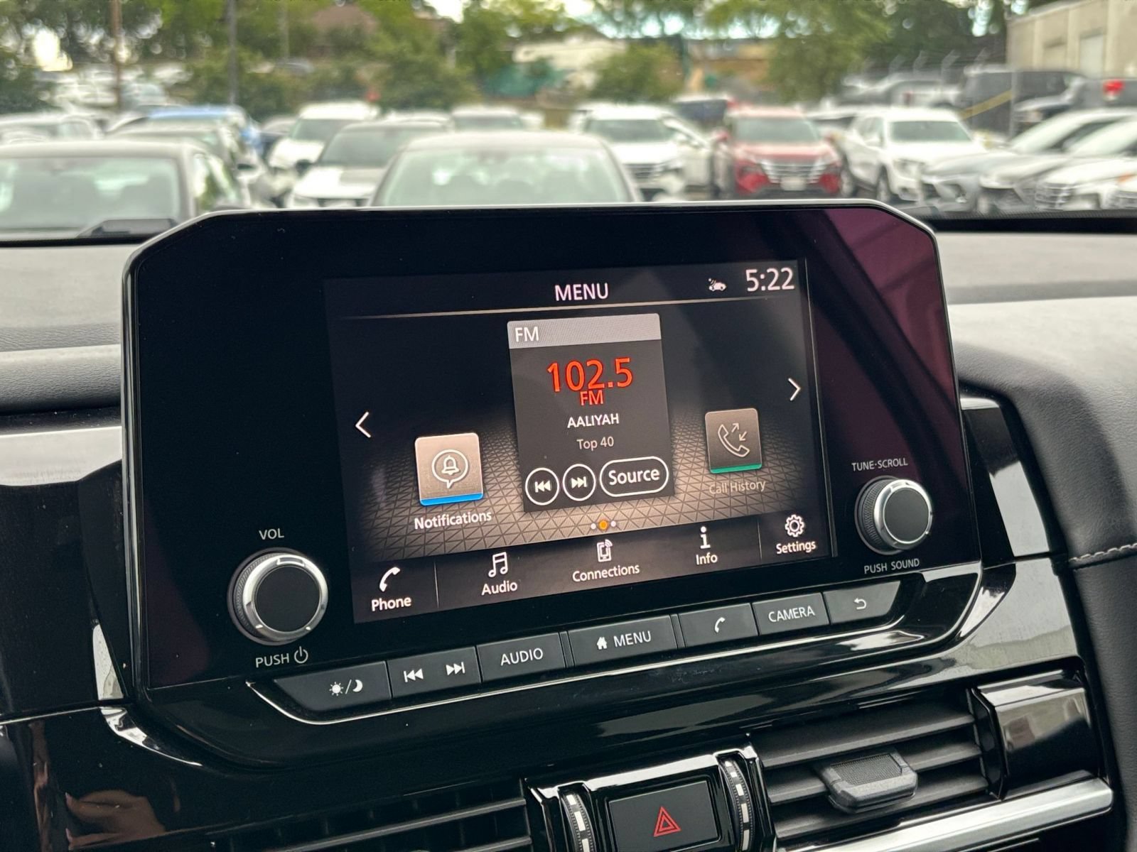 Used 2025 Nissan Pathfinder SV FWD image 20