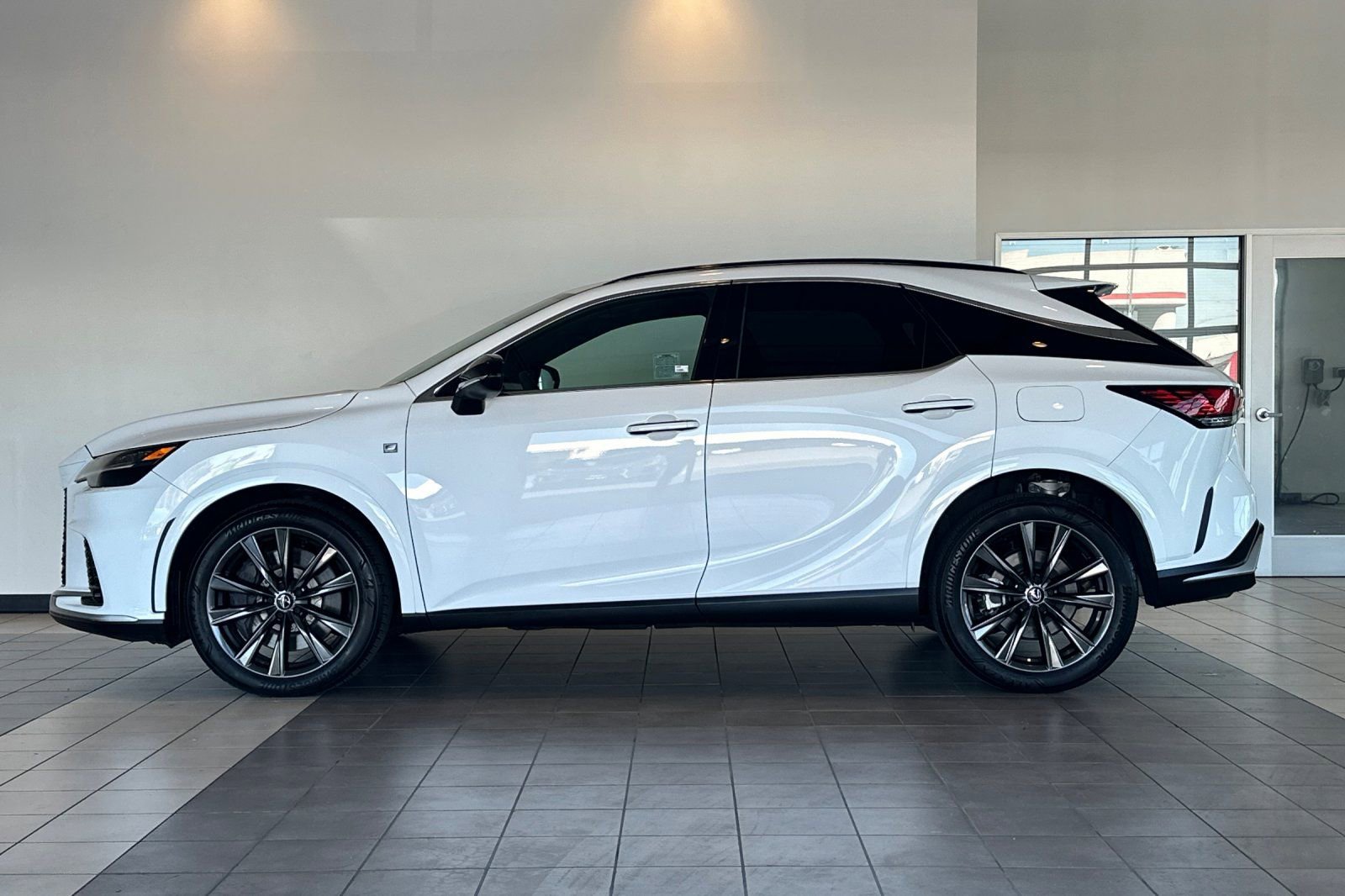 Used 2023 Lexus RX 350 F Sport w/ Cold Area Package image 7