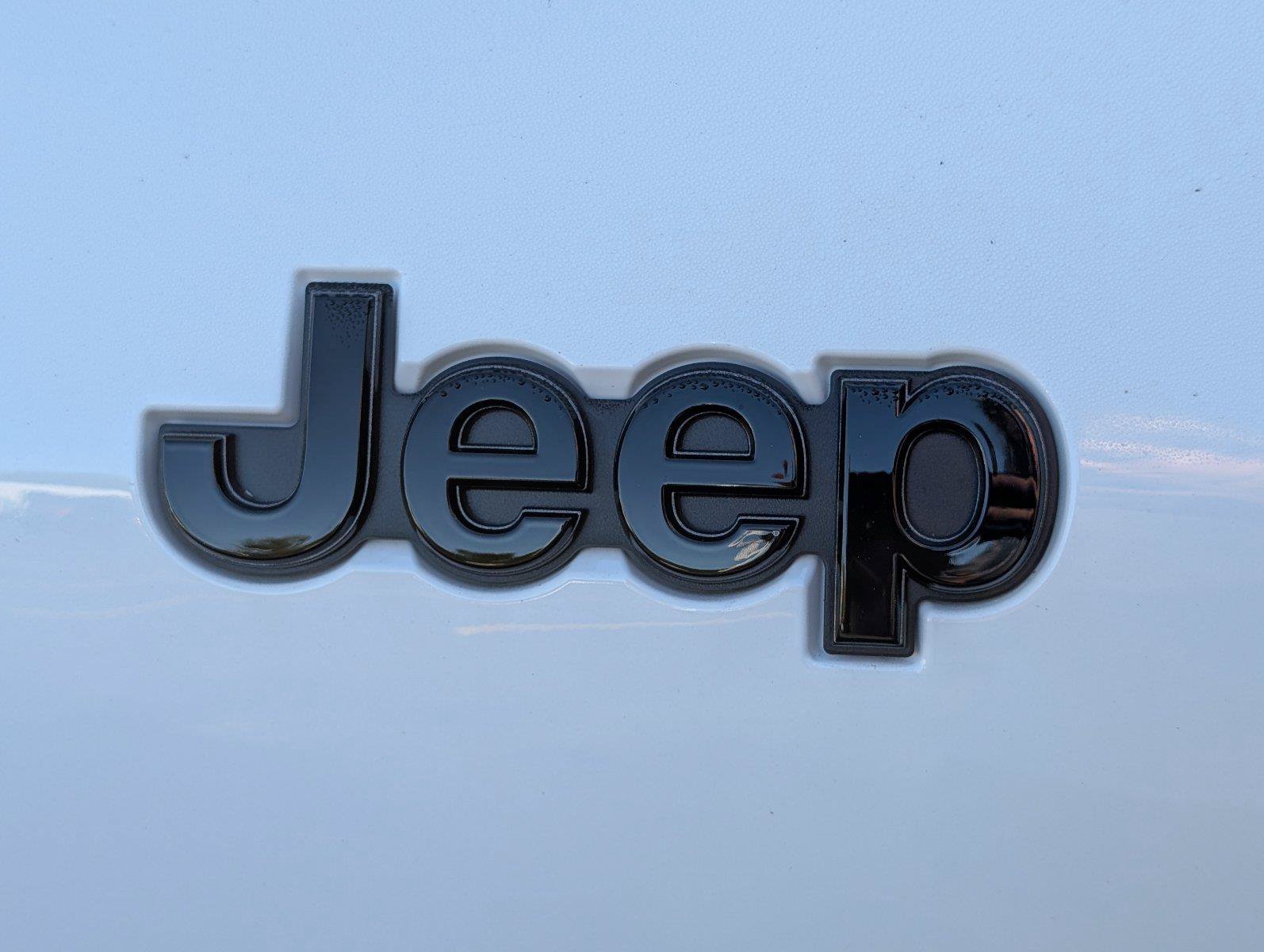 New 2027 Jeep Grand Cherokee L Limited RWD image 6