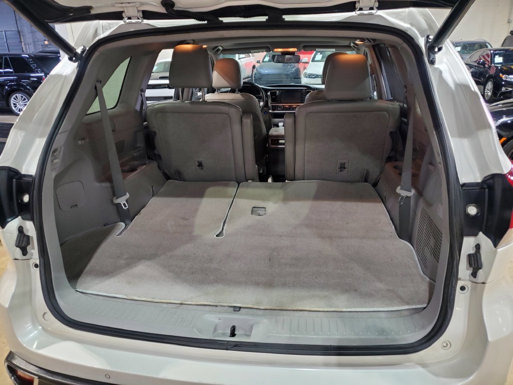 Used 2017 Toyota Highlander Limited FWD image 43