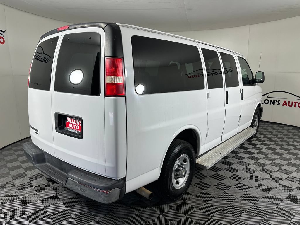 Used 2014 Chevrolet Express 2500 LT w/ LT Preferred Equipment Group RWD image 7