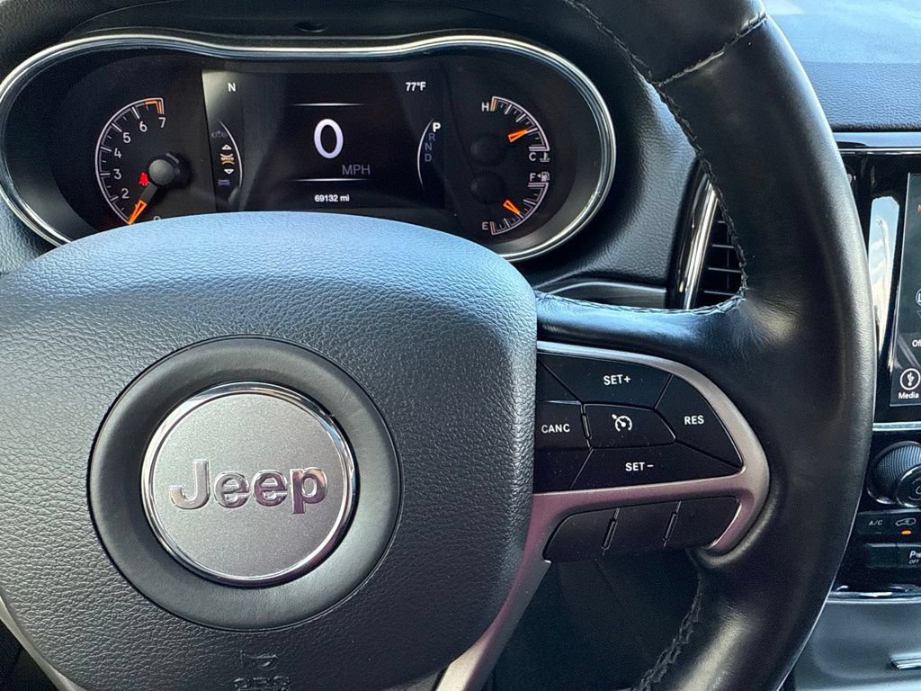 Used 2021 Jeep Grand Cherokee Laredo X AWD/4WD image 27