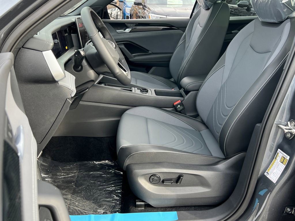 New 2026 Volkswagen Tiguan SE R-Line AWD/4WD image 18