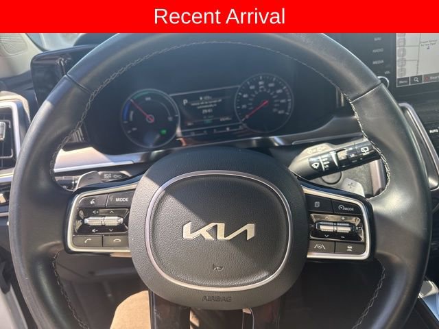 Used 2023 Kia Sorento EX image 2