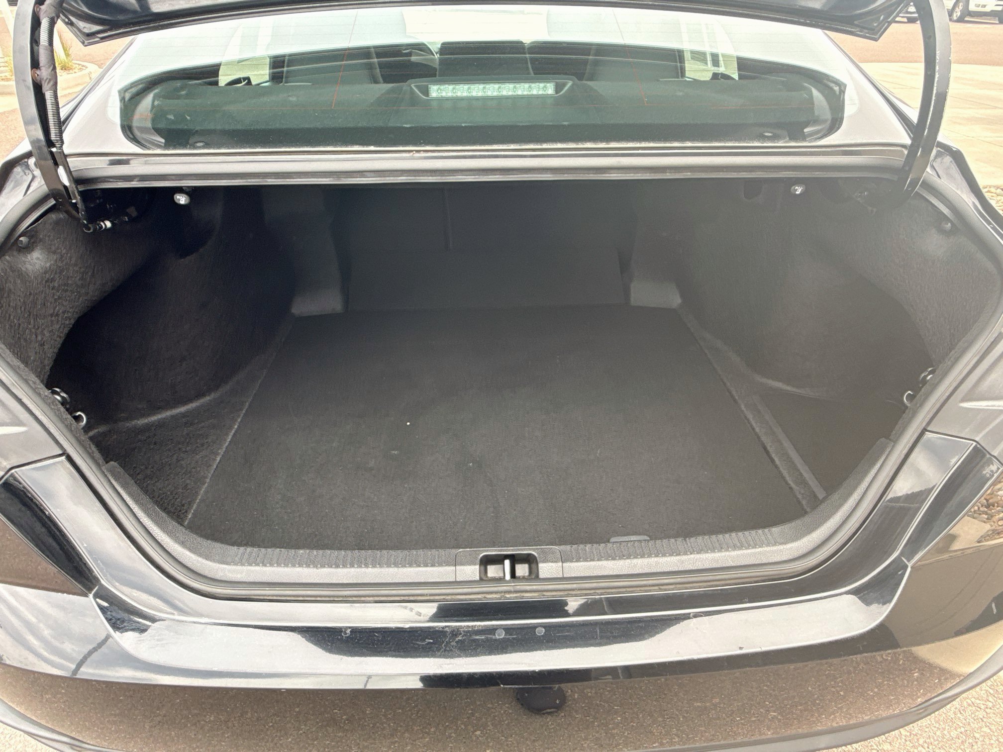 Used 2025 Toyota Camry SE FWD image 29