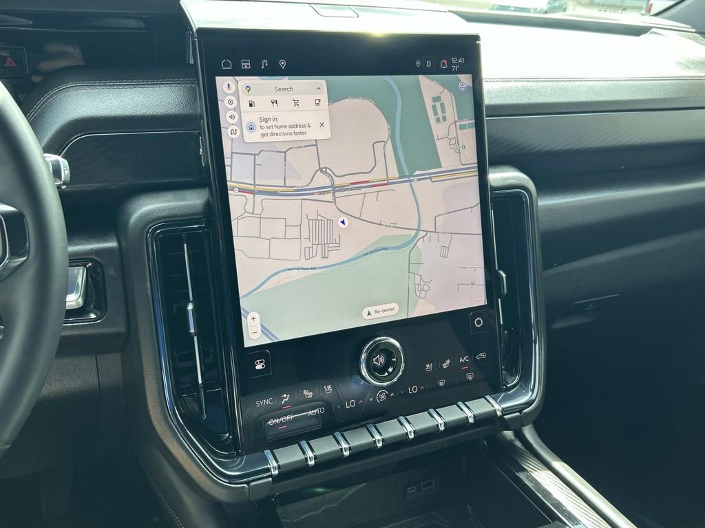 Used 2026 GMC Yukon AT4 w/ LPO, Floor Liner Package image 29