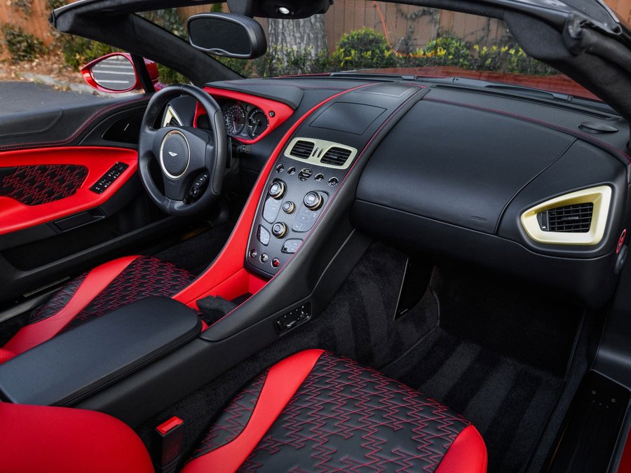 Used 2018 Aston Martin Vanquish Zagato image 15