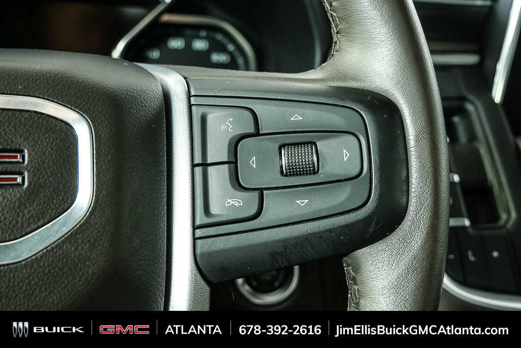 Used 2021 GMC Yukon SLT w/ SLT Premium Package image 12