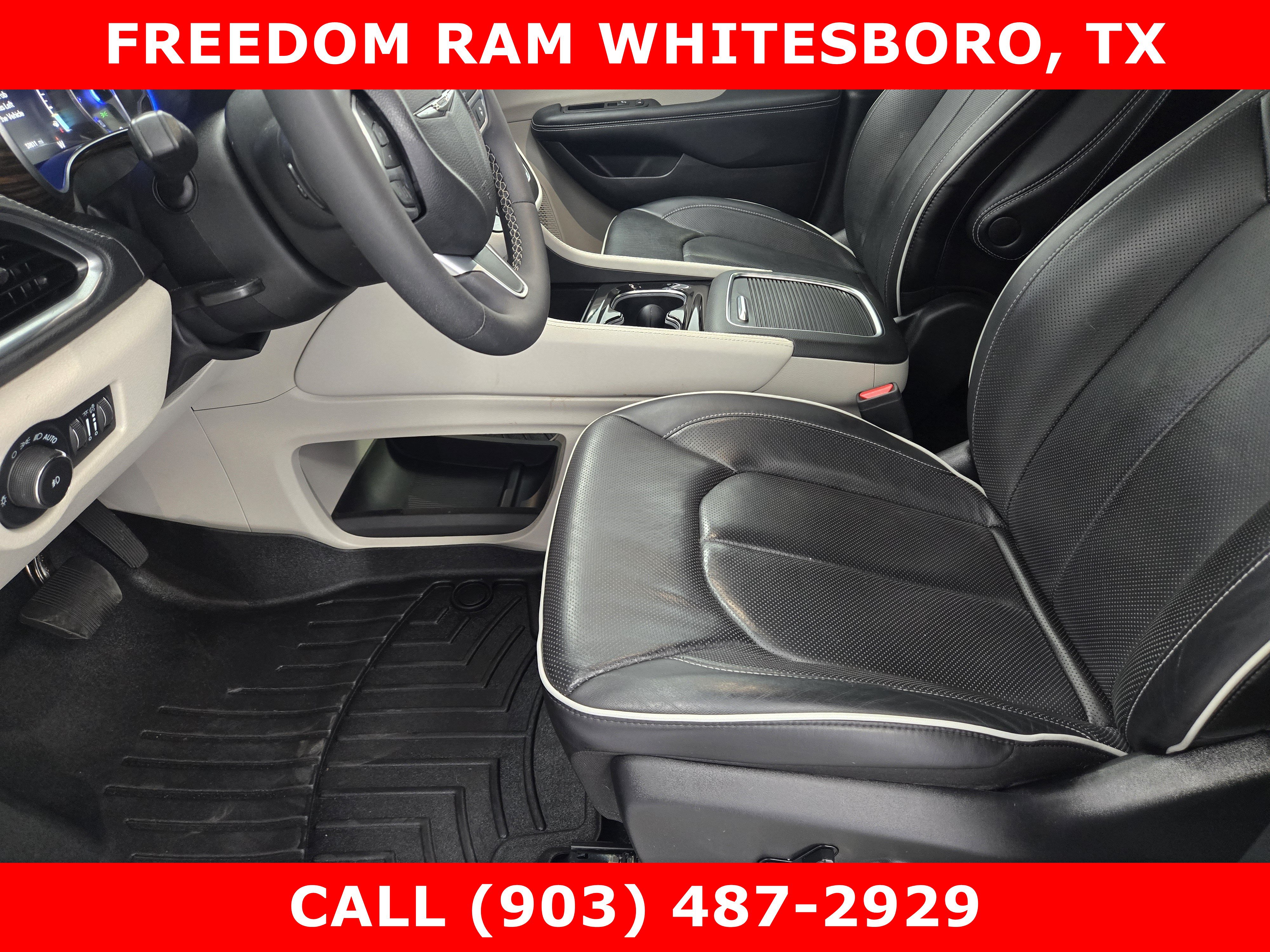 Used 2023 Chrysler Pacifica Limited FWD image 8