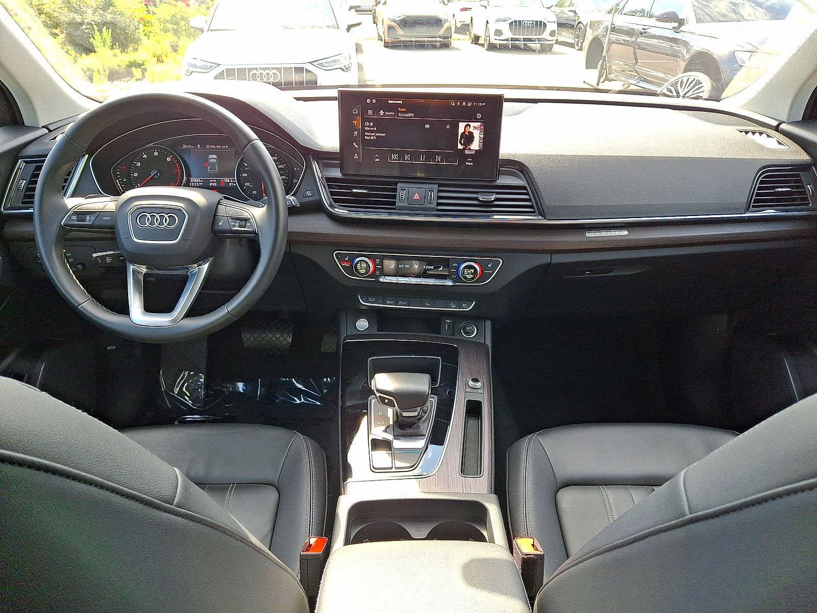 Used 2023 Audi Q5 2.0T Premium w/ Convenience Package AWD/4WD image 10