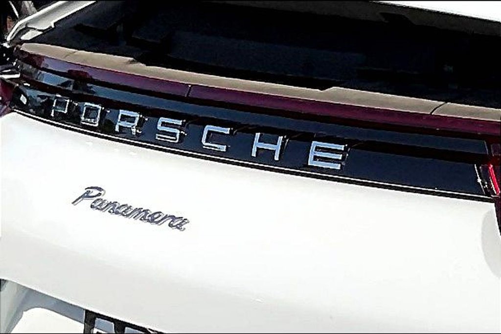 Used 2020 Porsche Panamera w/ Premium Package Plus RWD image 33