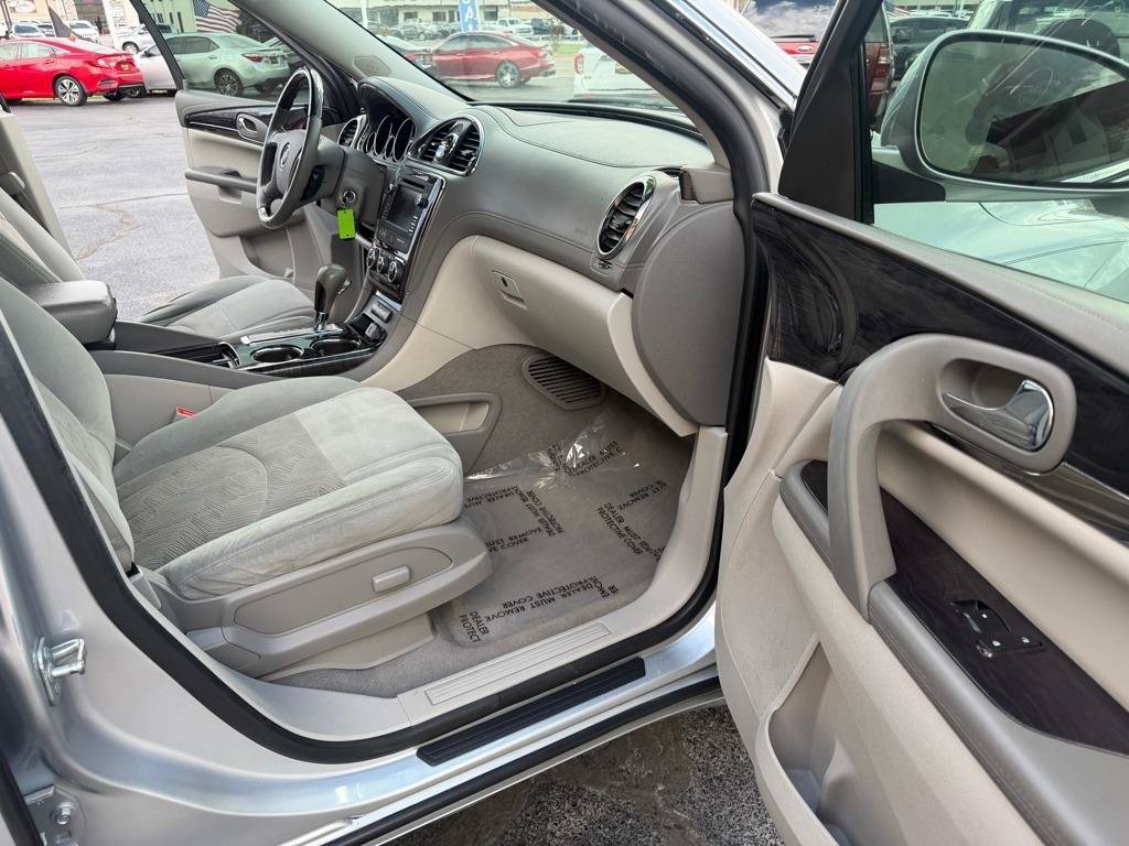 Used 2015 Buick Enclave Convenience FWD image 27