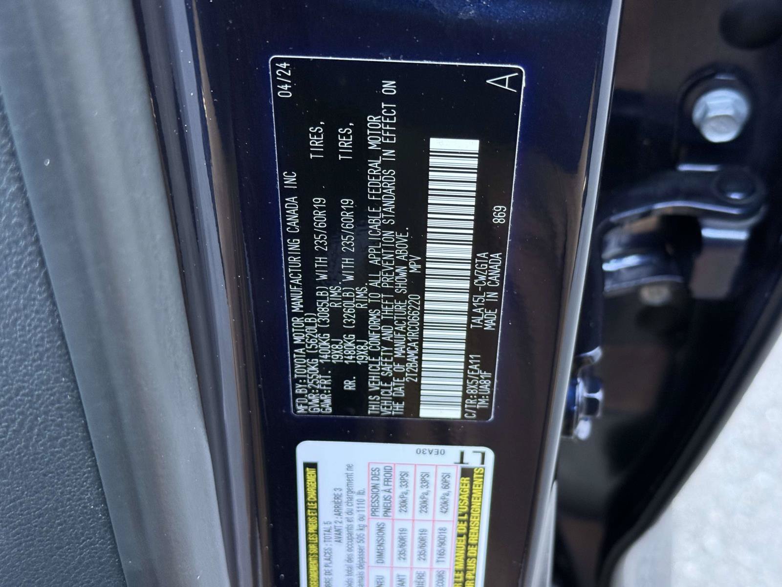 Used 2024 Lexus RX 350 Premium w/ Accessory Package (Z1) AWD/4WD image 31
