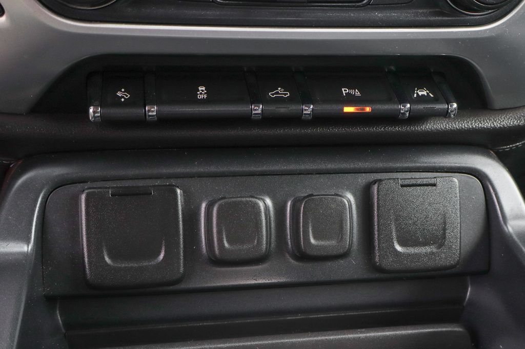 Used 2018 GMC Sierra 1500 SLT AWD/4WD image 41