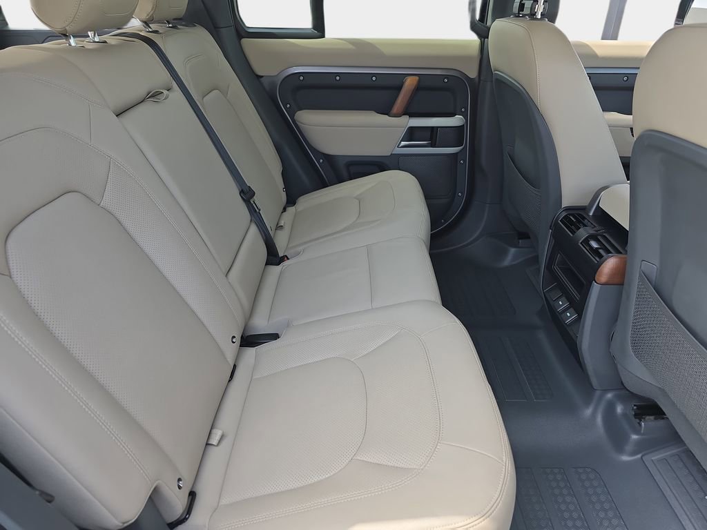 Certified 2023 Land Rover Defender 110 S AWD/4WD image 13