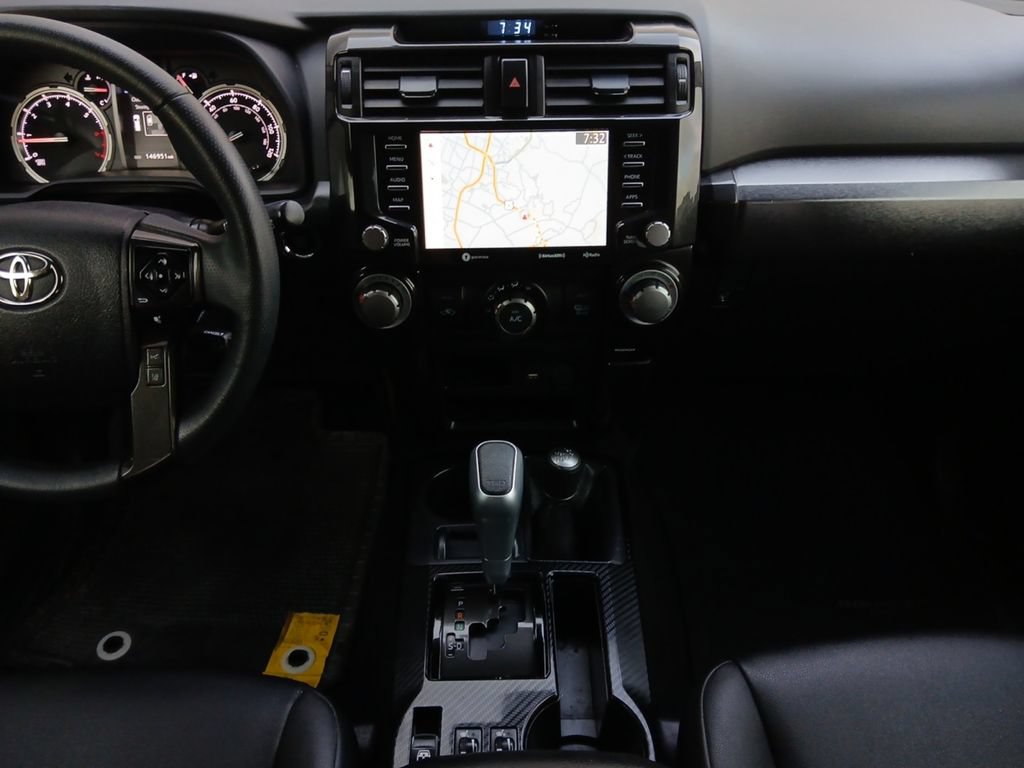 Used 2022 Toyota 4Runner TRD Off-Road Premium AWD/4WD image 3