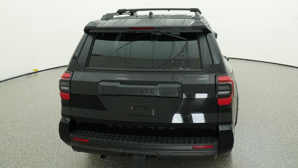 New 2026 Toyota 4Runner SR5 AWD/4WD image 18