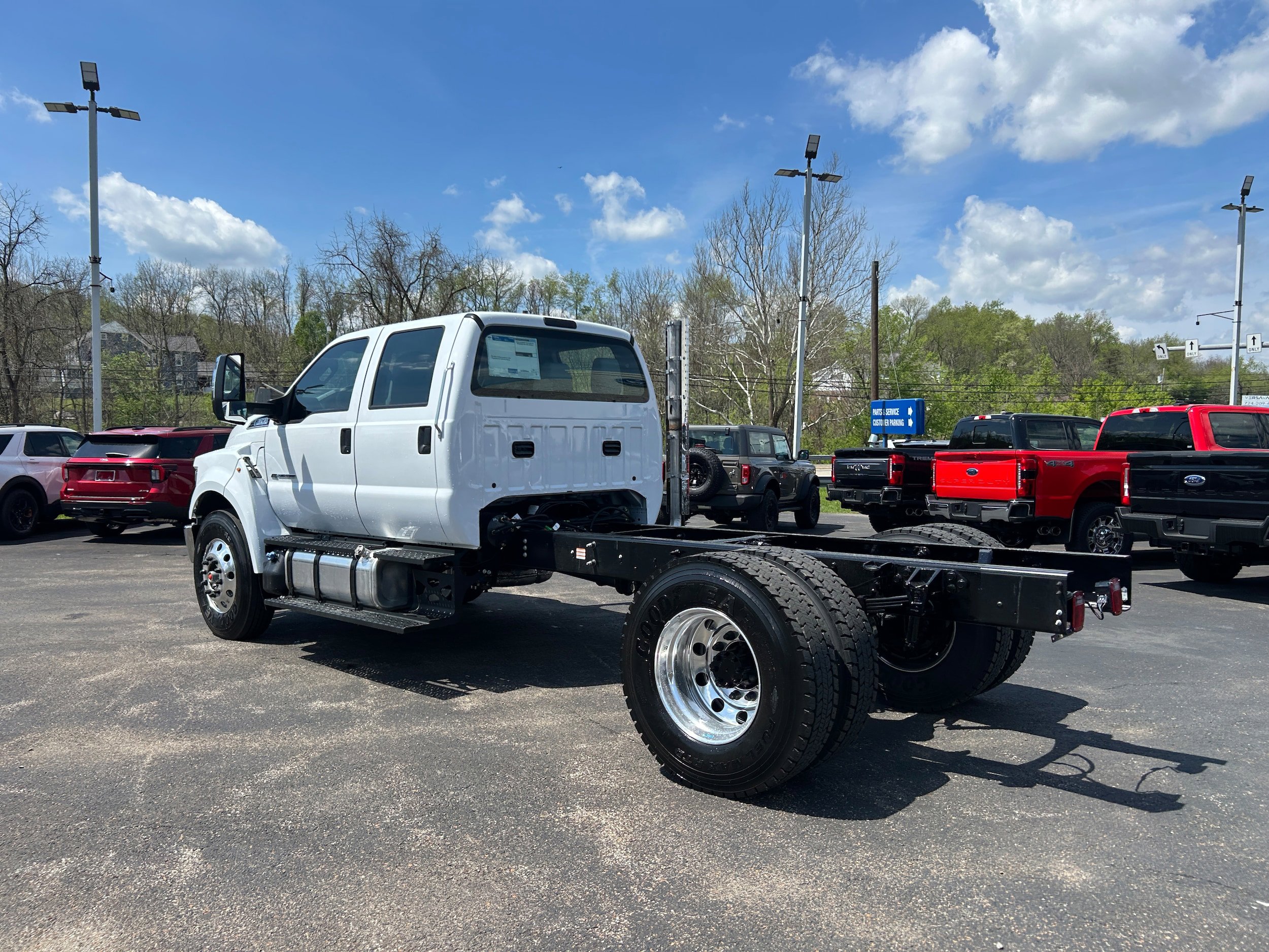New 2027 Ford F650 2WD Crew Cab Super Duty image 9