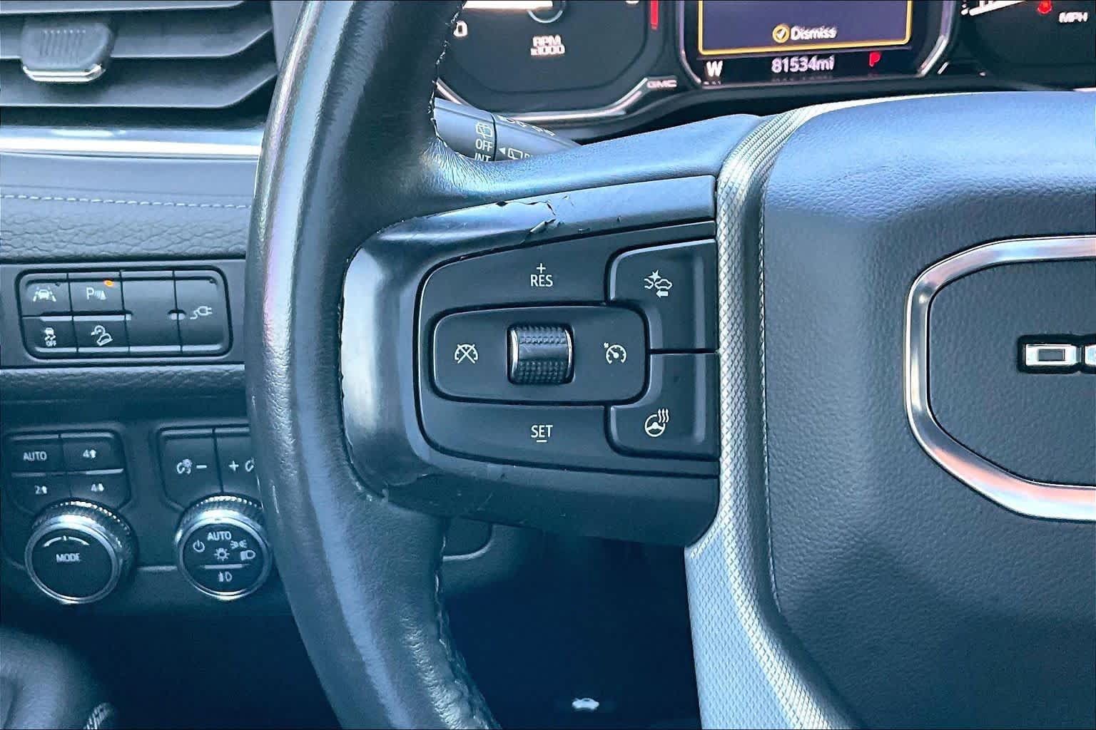 Used 2021 GMC Yukon Denali AWD/4WD image 26
