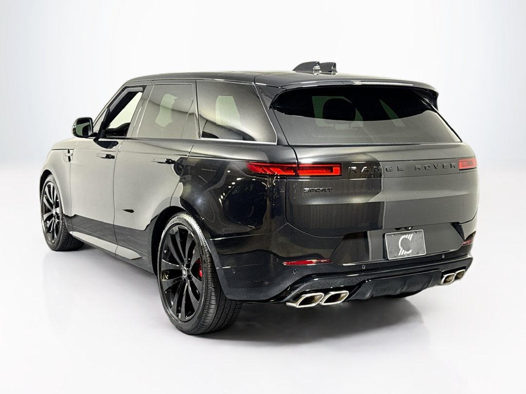 Used 2025 Land Rover Range Rover Sport Dynamic SE AWD/4WD image 3