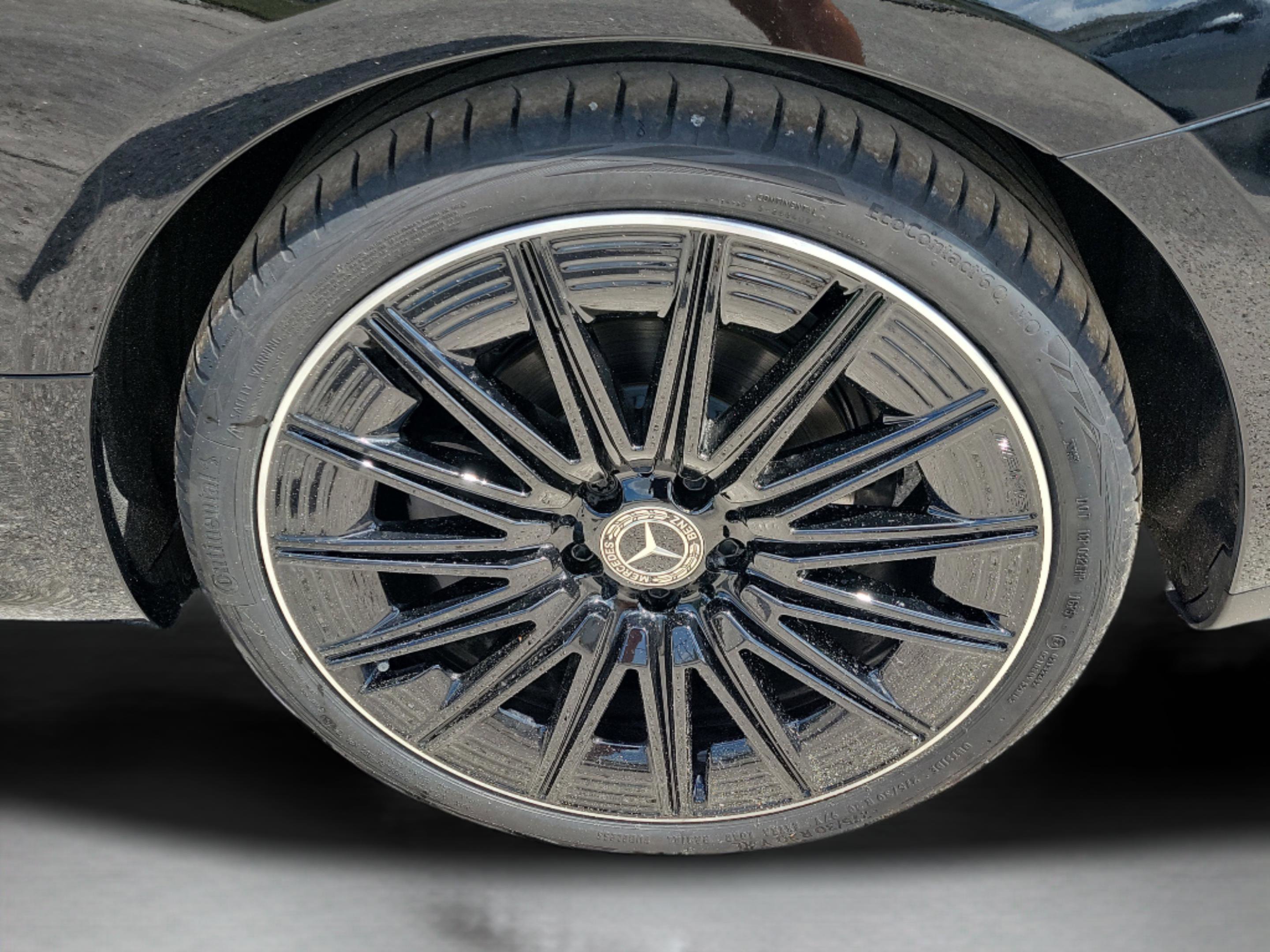Certified 2026 Mercedes-Benz CLE 300 4MATIC Coupe image 26