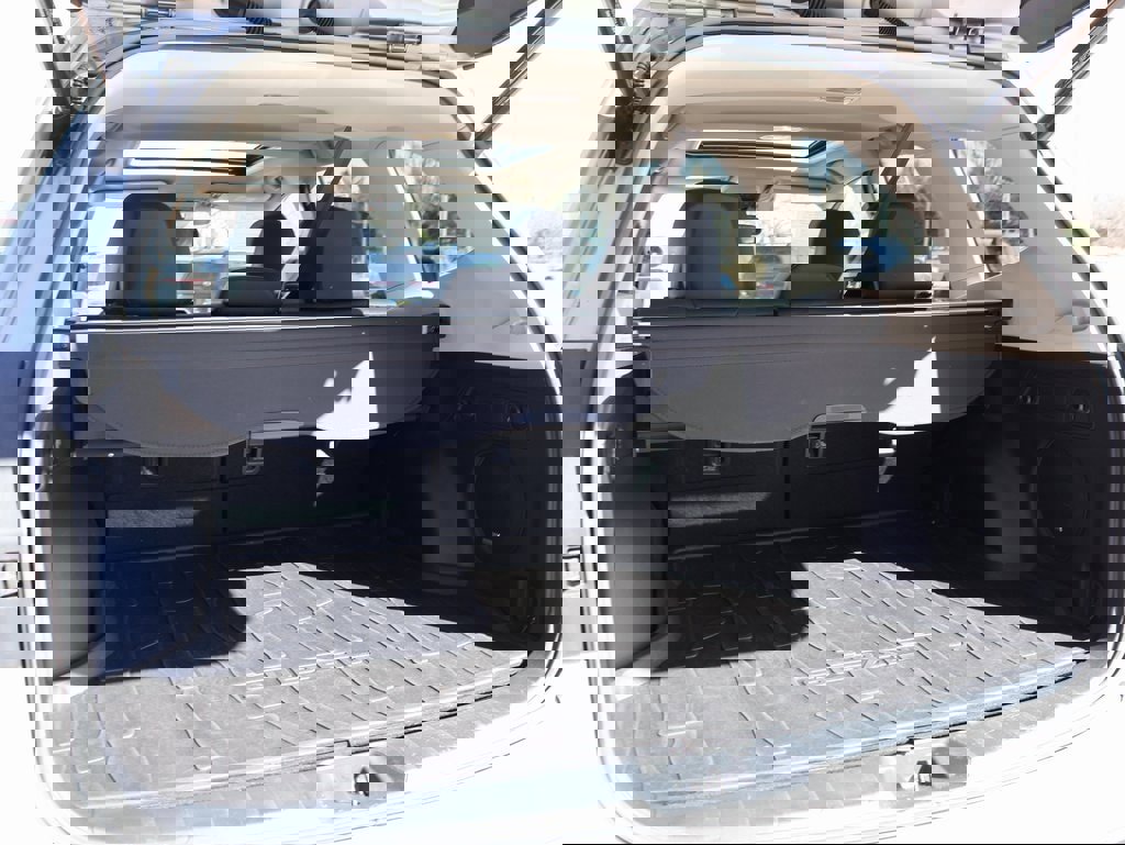 Used 2019 Subaru Forester Limited image 16