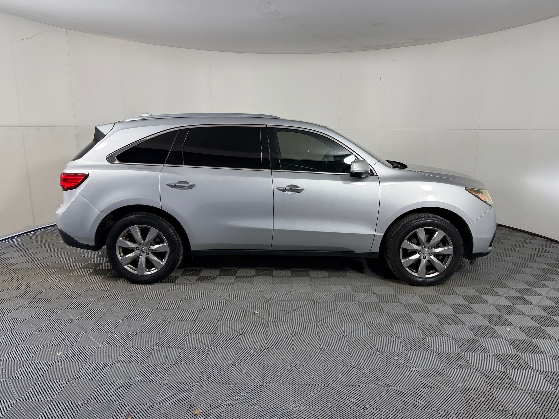 Used 2014 Acura MDX FWD w/ Advance & Entertainment image 7