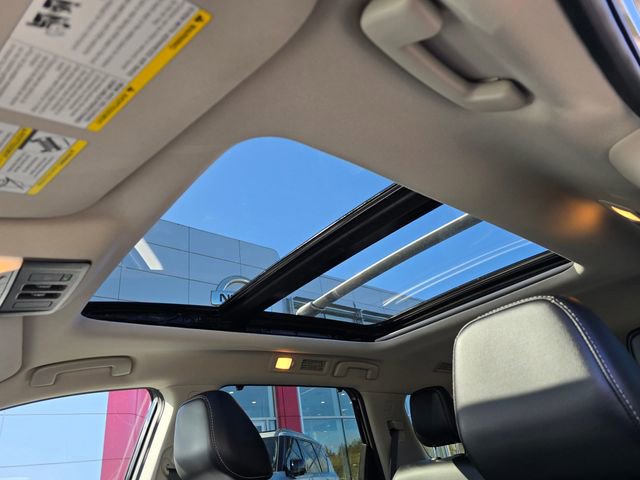 Used 2023 Nissan Pathfinder SL w/ SL Premium Package image 25