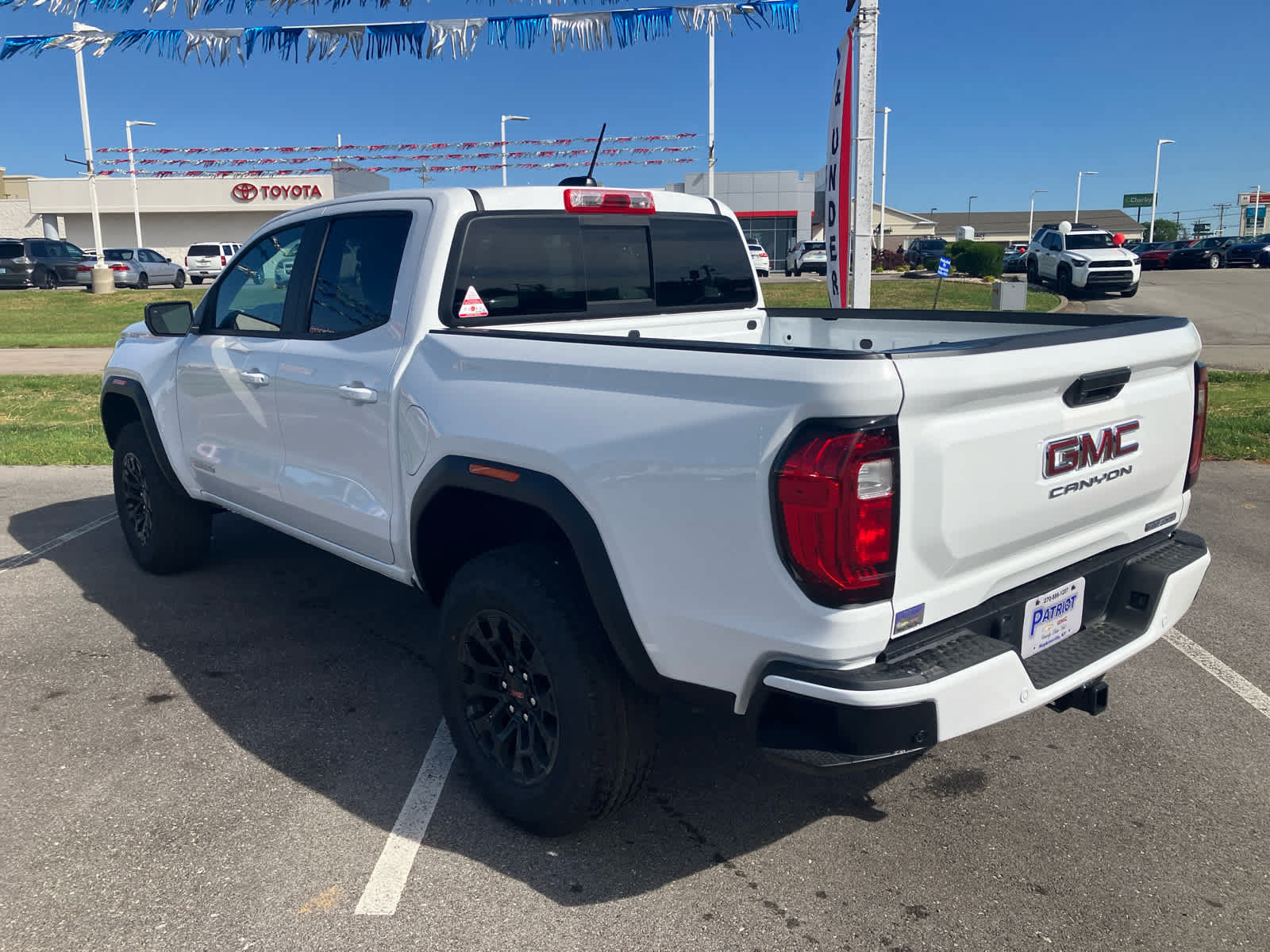 New 2026 GMC Canyon Elevation w/ Convenience Package RWD image 5