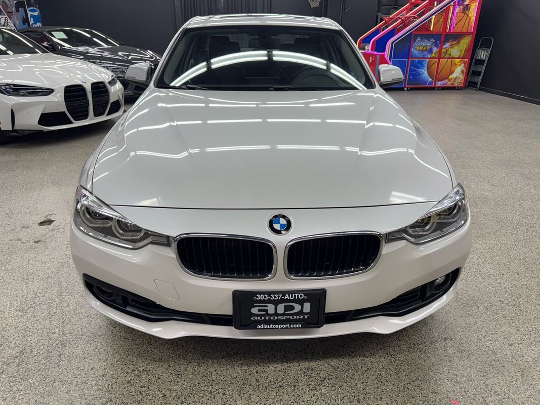 Used 2018 BMW 320i xDrive Sedan w/ Convenience Package image 8