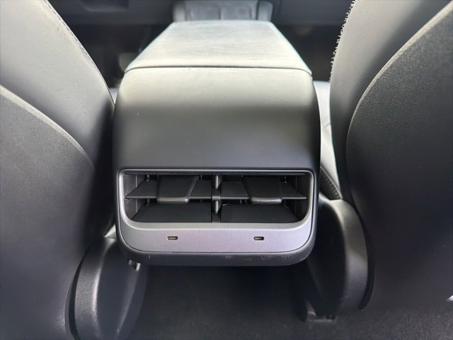 Used 2022 Tesla Model 3 Long Range image 16