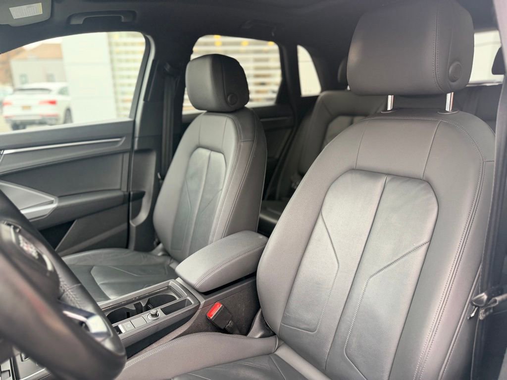 Used 2020 Audi Q3 2.0T Premium Plus image 11