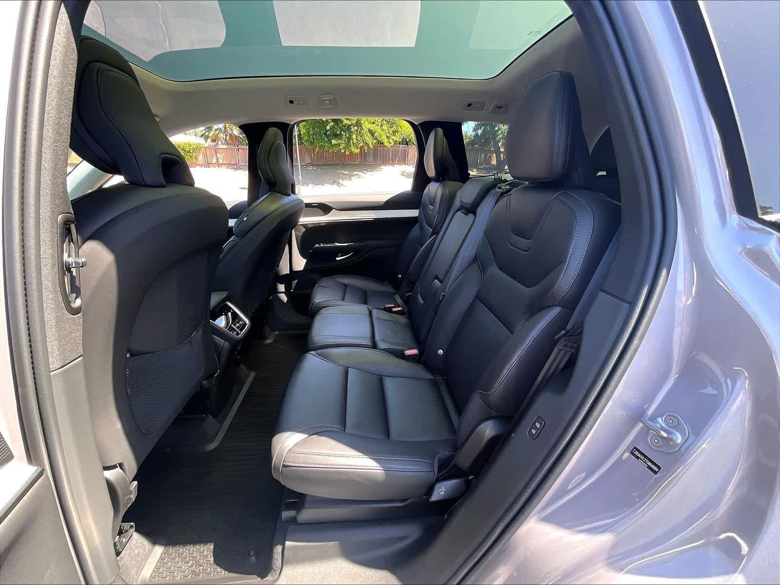 Used 2026 Volvo EX90 Ultra AWD/4WD image 29