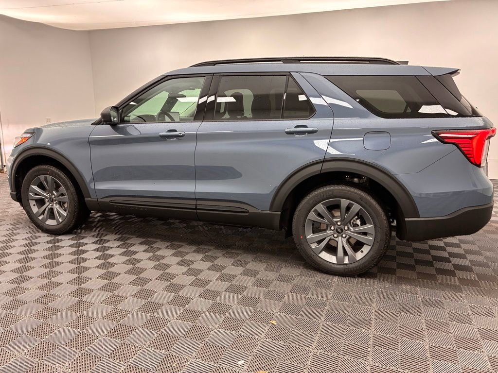 New 2026 Ford Explorer Active w/ Active Comfort Package image 14