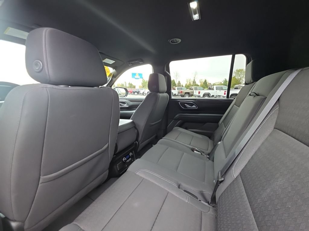 Used 2023 Chevrolet Suburban LS AWD/4WD image 12