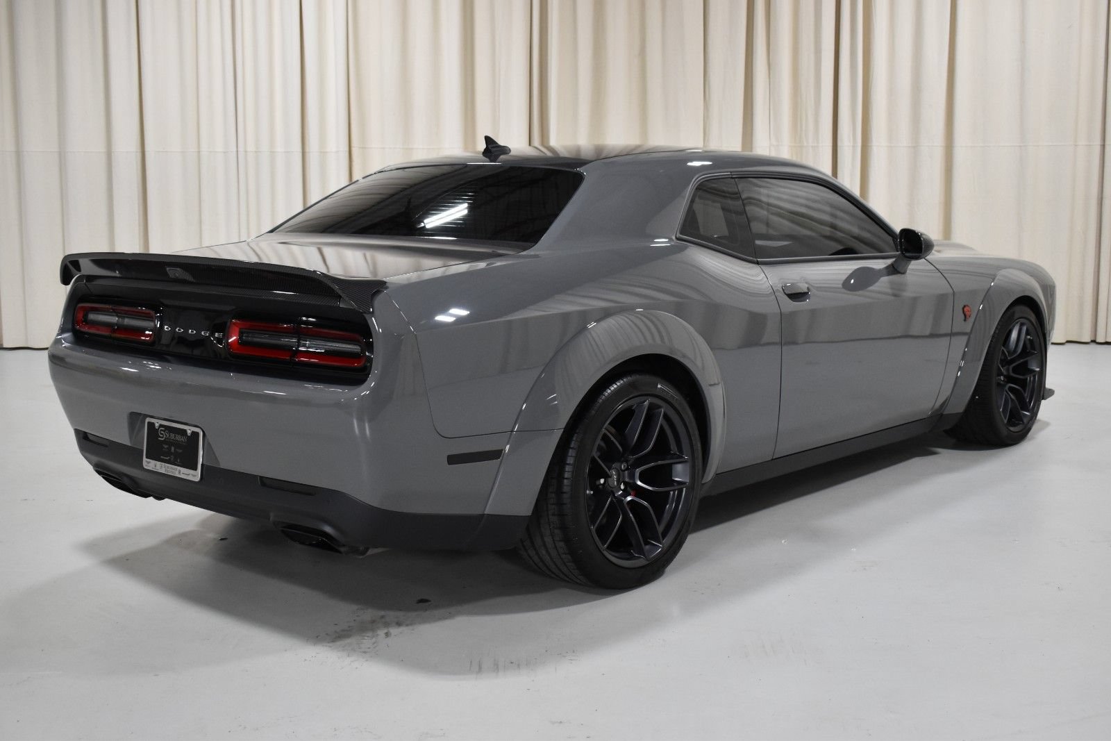 Used 2019 Dodge Challenger SRT Hellcat Redeye RWD image 5