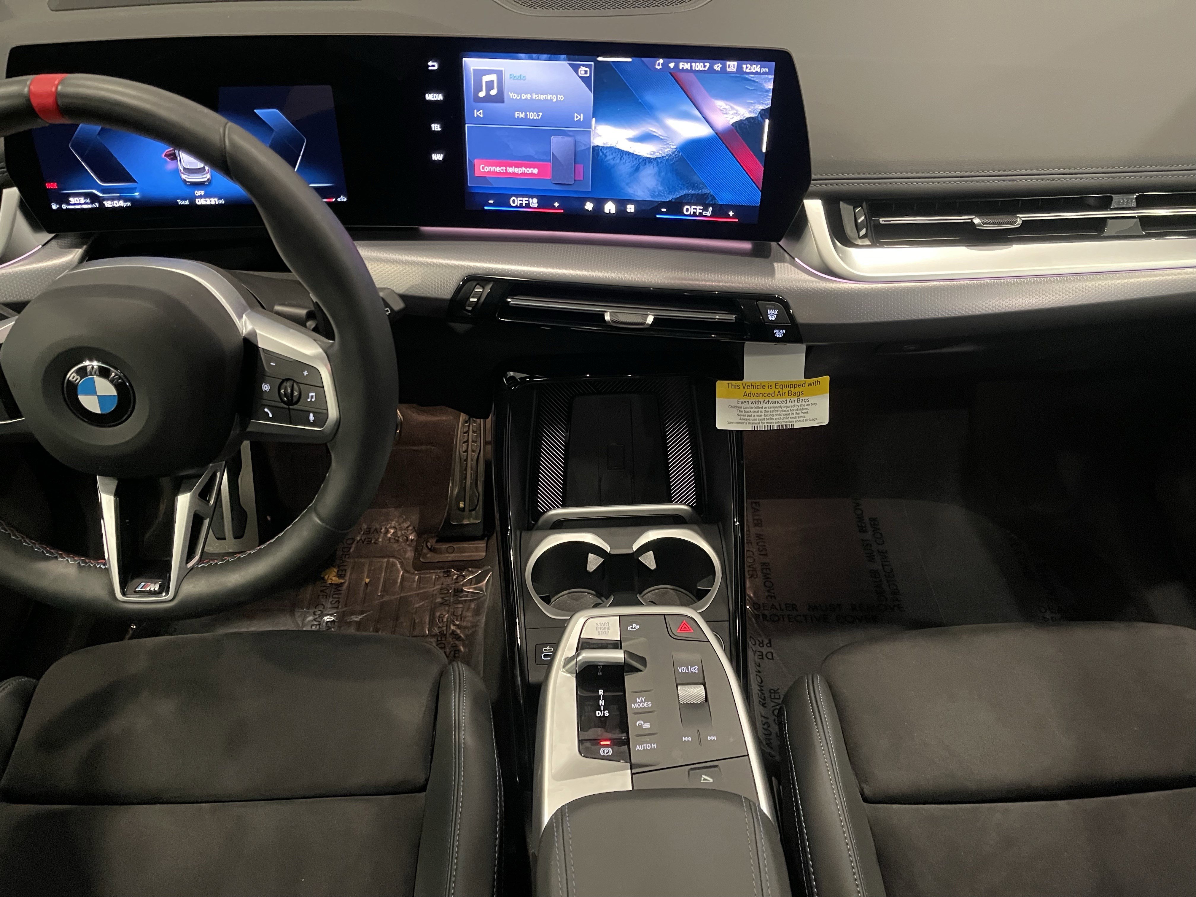 Used 2025 BMW X1 M35i w/ Premium Package image 17