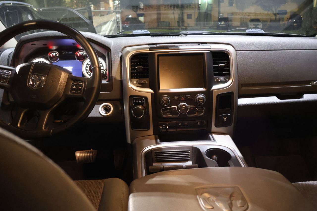 Used 2016 RAM 1500 Big Horn RWD image 15