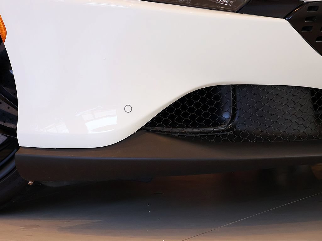 Used 2021 Ferrari Roma RWD image 11