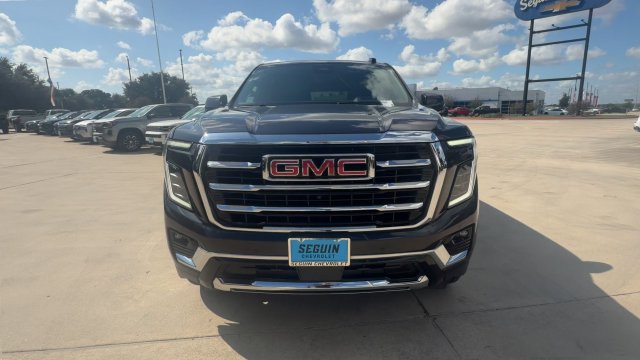 Used 2026 GMC Yukon Elevation w/ Elevation Premium Package RWD image 3
