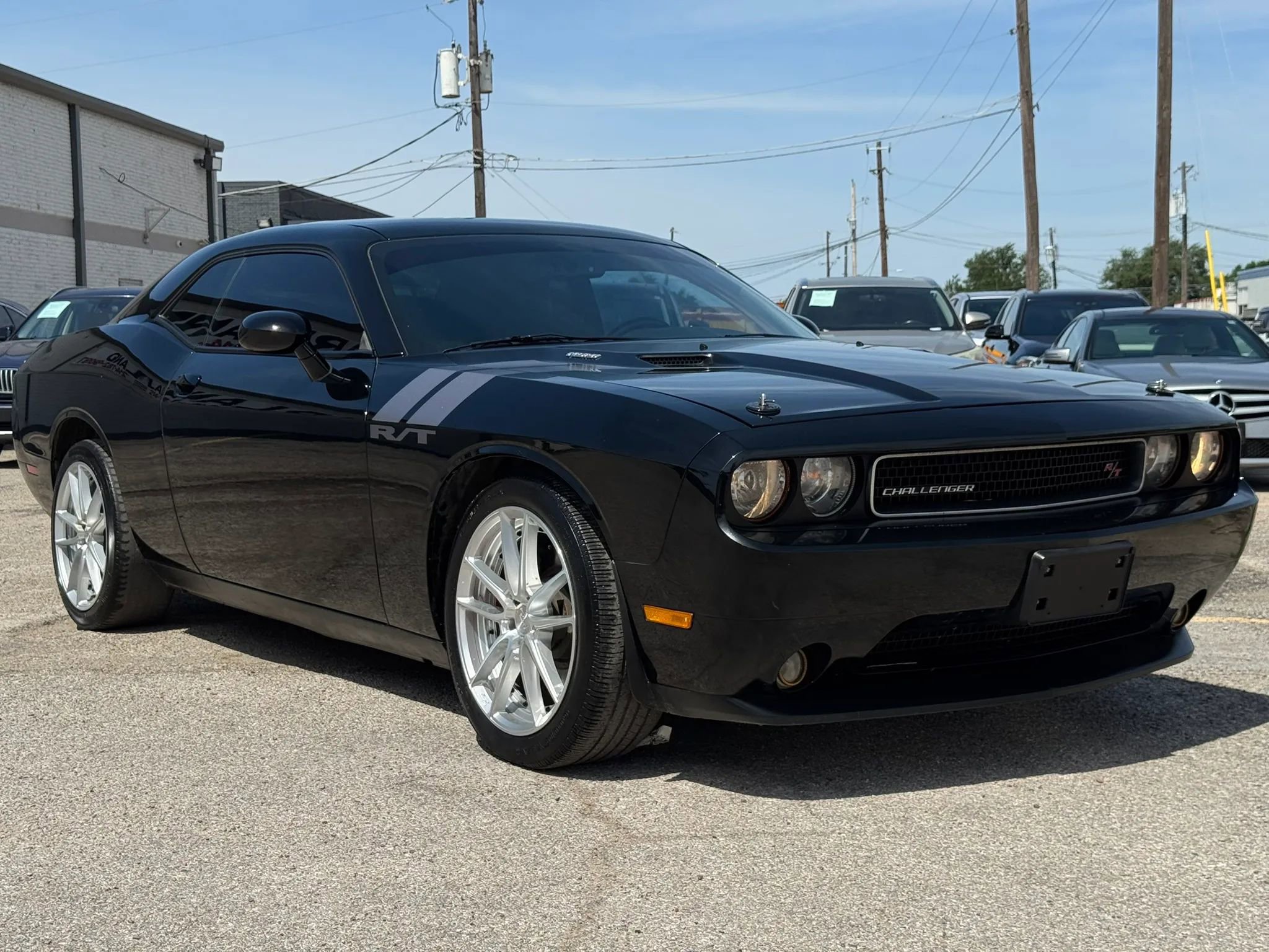 Used 2012 Dodge Challenger R/T RWD image 9