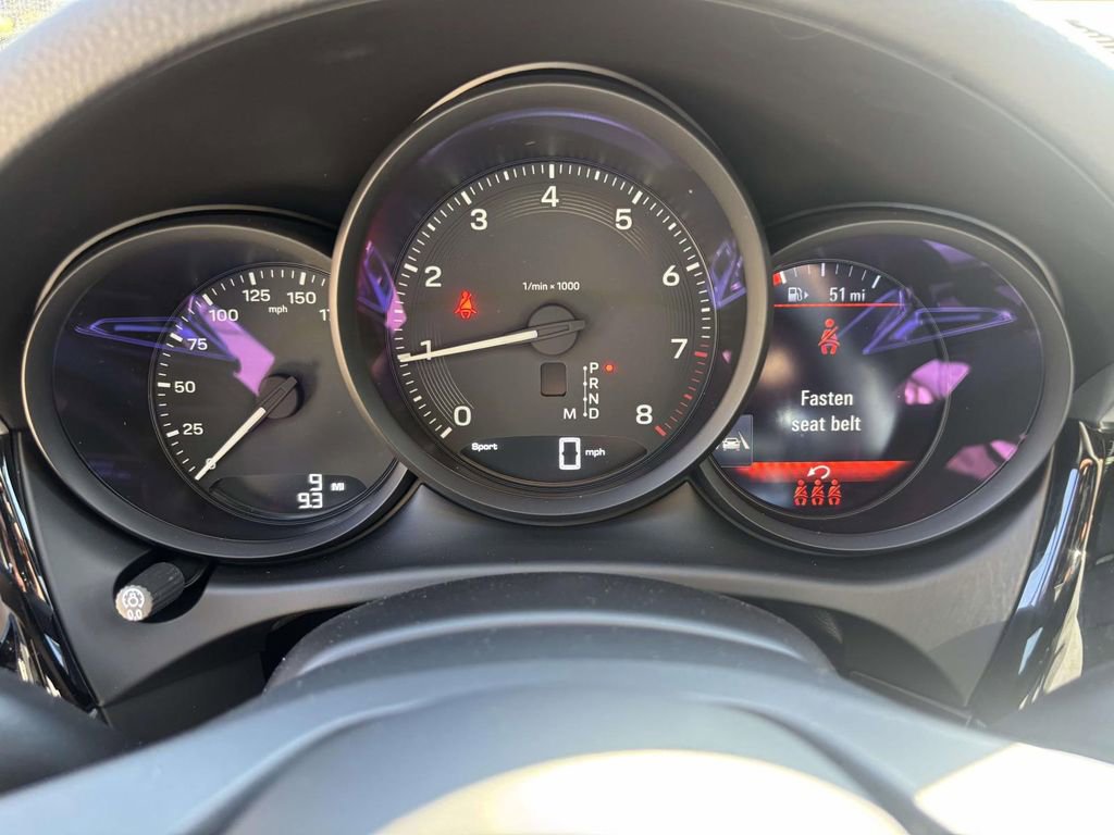 New 2026 Porsche Macan image 30