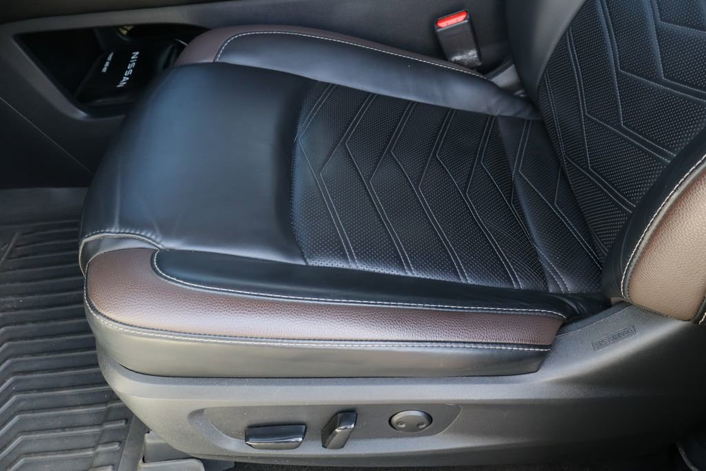 Used 2023 Nissan Pathfinder Platinum image 20