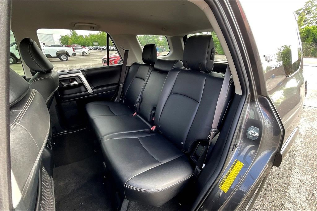 Used 2023 Toyota 4Runner TRD Sport AWD/4WD image 28