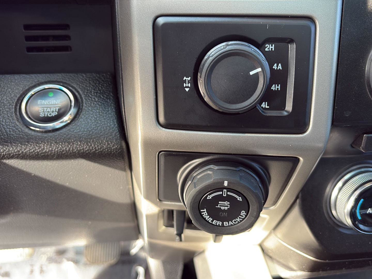 Used 2016 Ford F150 Lariat w/ Equipment Group 502A Luxury image 16