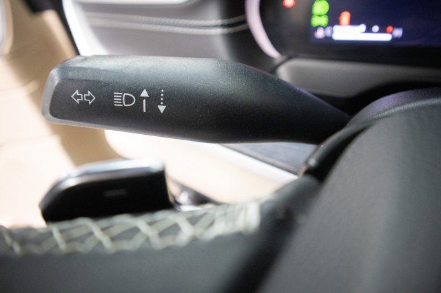 Used 2023 Jeep Grand Cherokee Limited image 13