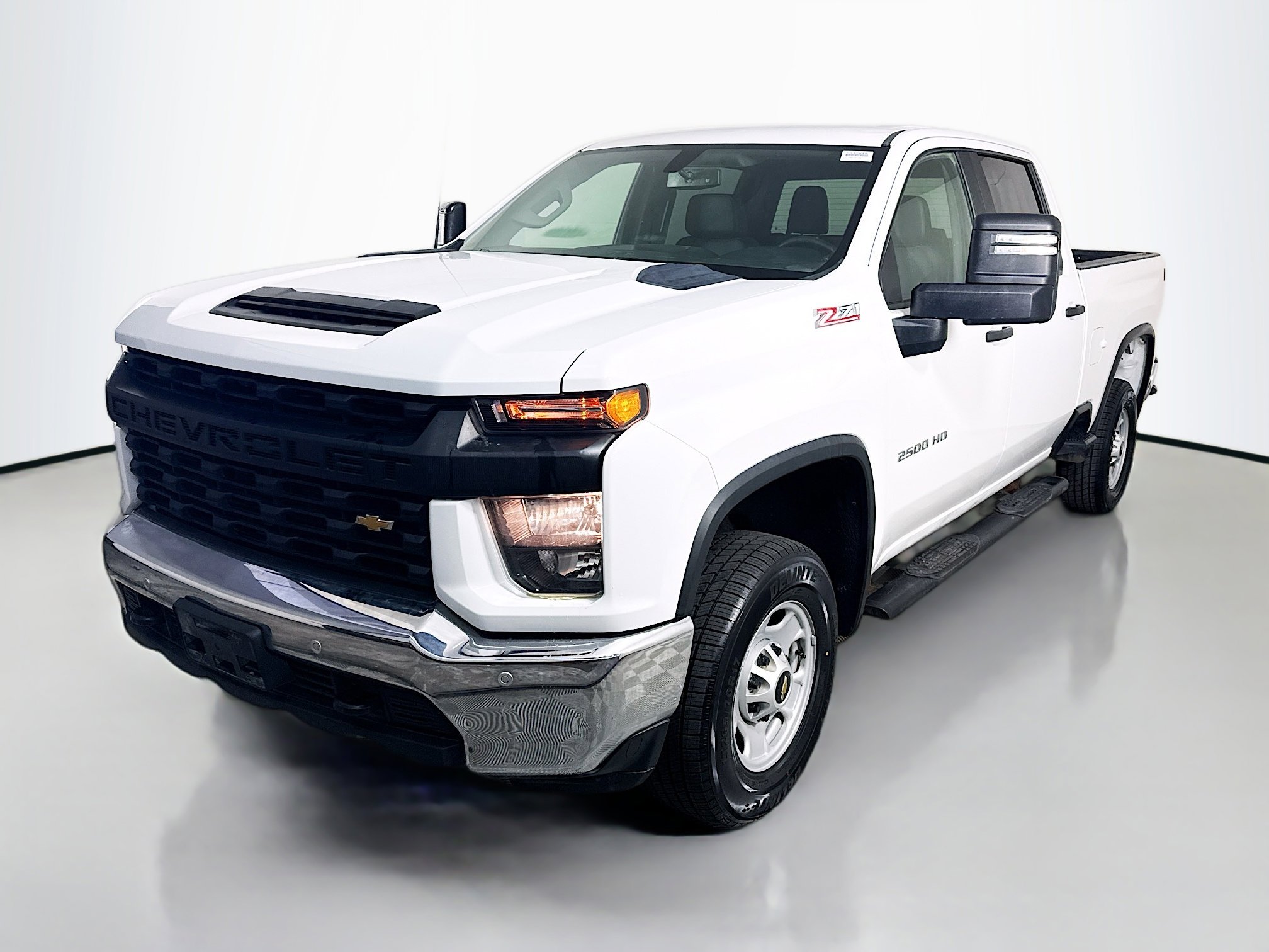 Used 2022 Chevrolet Silverado 2500 W/T w/ WT Convenience Package AWD/4WD image 4