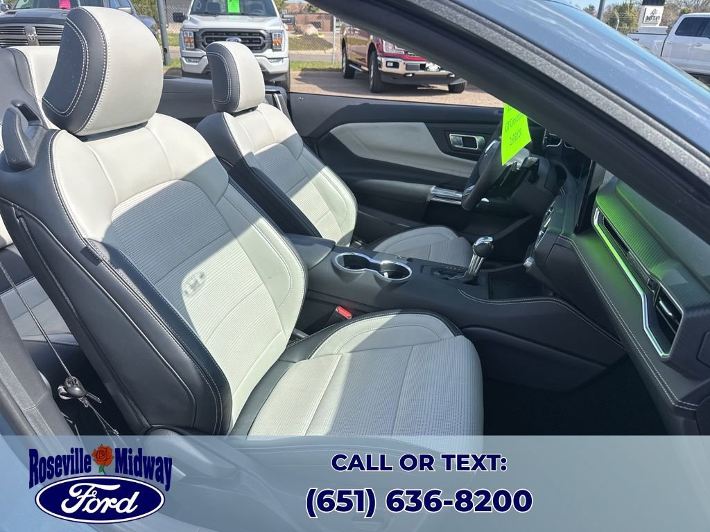 Used 2025 Ford Mustang GT Premium image 33